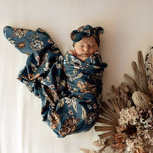 Load image into Gallery viewer, Jersey Wrap and Topknot Set (Cotton Blanket)
