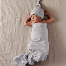 Load image into Gallery viewer, Jersey Wrap and Beanie Set (Cotton Blanket)
